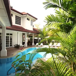 3* Bed and breakfast Rumah Putih Near Klia